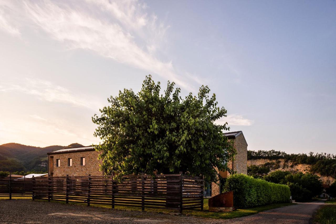 Villa Gelso Vesime エクステリア 写真